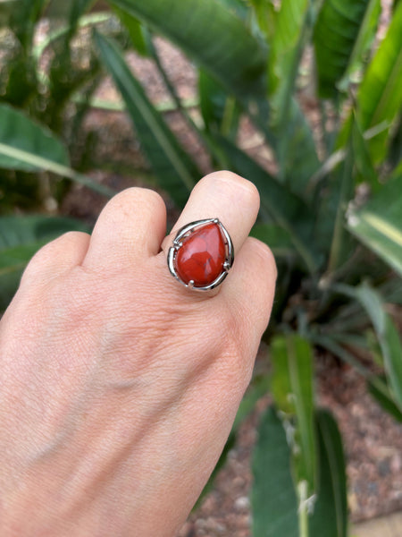 Bague en Jaspe rouge pierre naturelle cabochon forme goutte