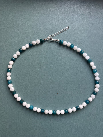 Collier ou Ras de cou en Pierre de lune et Apatite, Lithothérapie